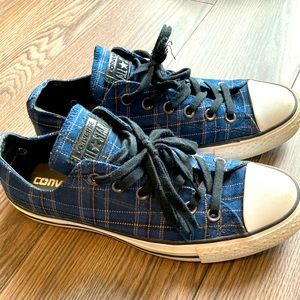Converse Size 9